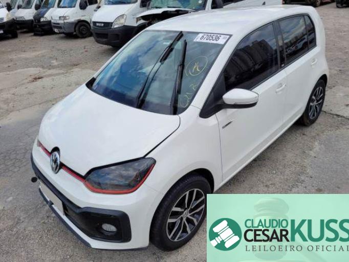 VOLKSWAGEN UP 17/18 VOLKSWAGEN UP 17/18